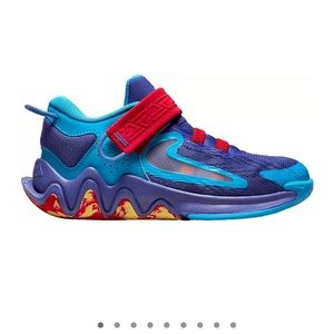 Kids Nike Giannis basketball shoes